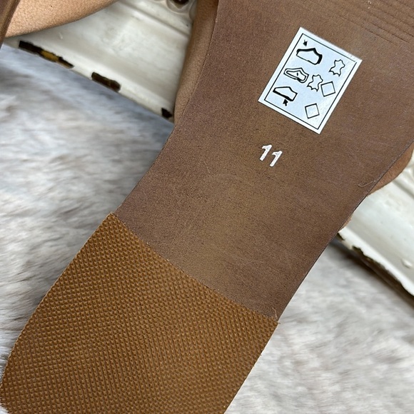 Crevo | Emery Blush Leather Slip On Slide Sandal, Size 11 NIB - Picture 15 of 16